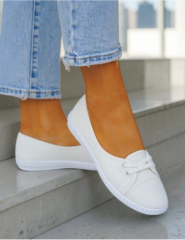 Białe Tenisówki Trampki Ze Skóry z Gumkami Asos Białe Tenisówki Trampki Ze Skóry z Gumkami Asos