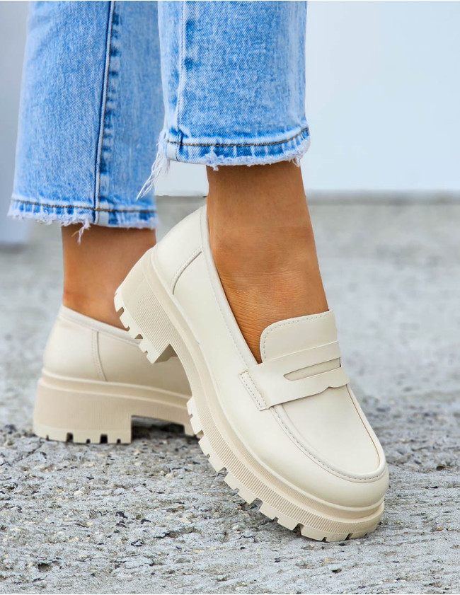 Mokasyny Damskie Na Grubej Podeszwie Palms Beżowe Mokasyny Damskie Na Grubej Podeszwie Palms Beżowe