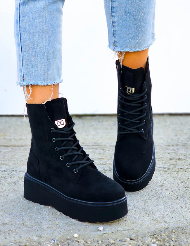 Czarne Zamszowe Sznurowe Botki Na Platformie DB Czarne Zamszowe Sznurowe Botki Na Platformie DB