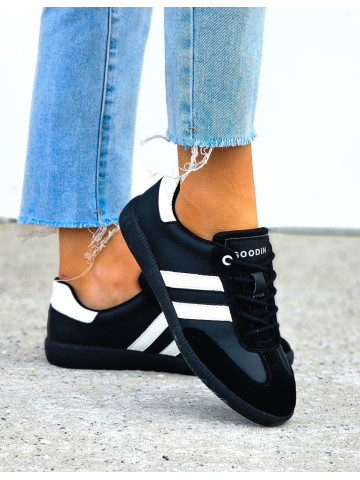 Czarne Lekkie Buty Sportowe Klasyczne Trampki All Black