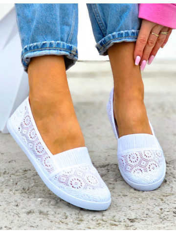 Białe Koronkowe Buty Damskie Trampki Tenisówki z Gumką Like
