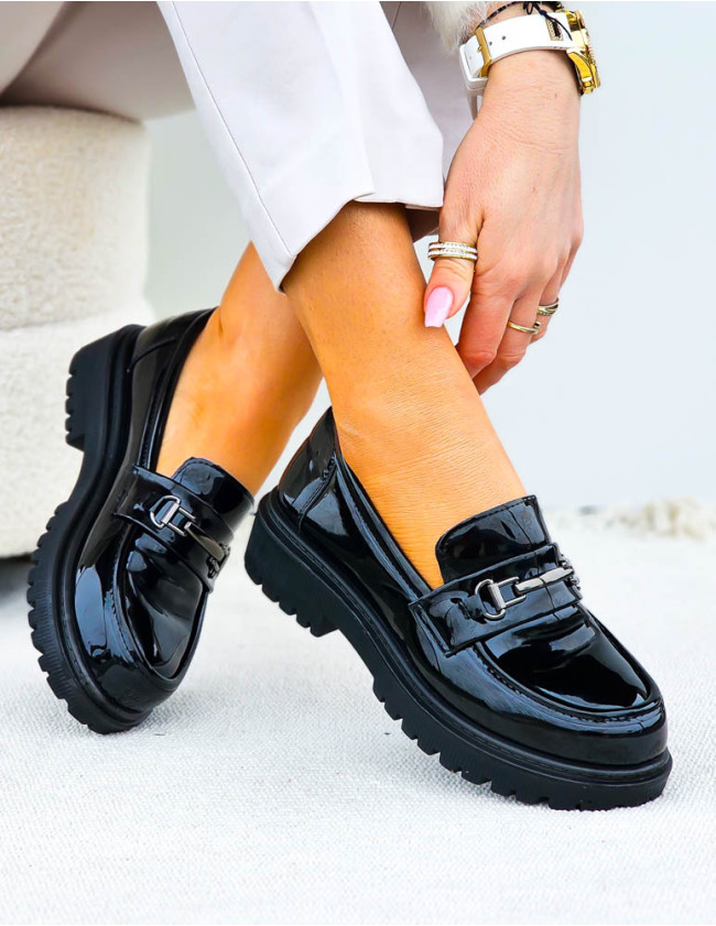 Czarne Lakierowane Mokasyny Na Platformie Shilla Czarne Lakierowane Mokasyny Na Platformie Shilla